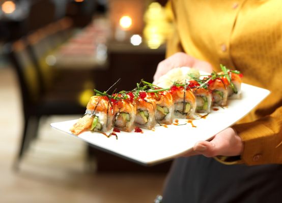 メンテナンス sushi ワシントン州リンウッドでオープンを準備しているくら寿司ですが