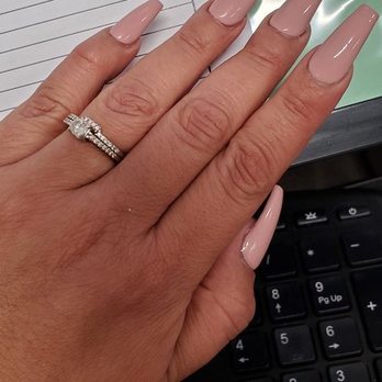 Divas Nails Spa - October 2021 - Nail Salons Near Me - Highland, California