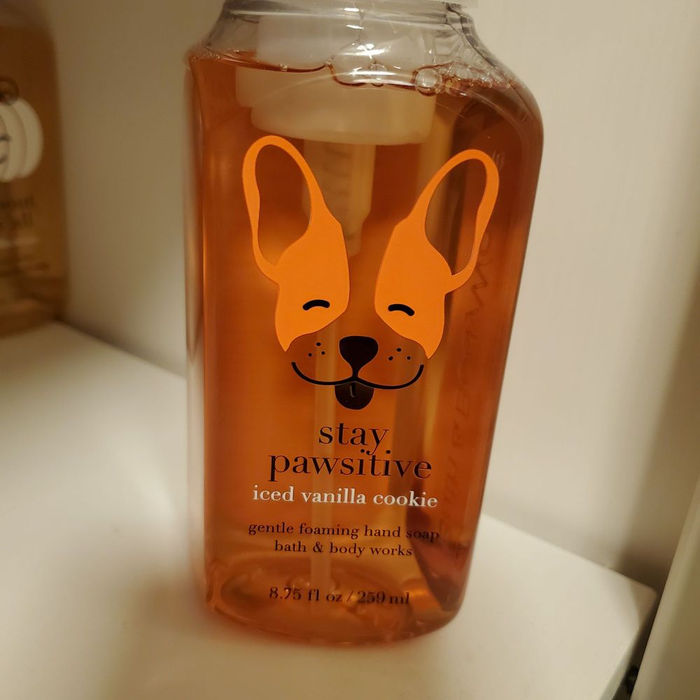 BATH & BODY WORKS Updated August 2024 46 Photos & 10 Reviews 1644
