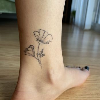Old Crow Tattoo - Botanical tattoo - California Poppy flower - Tattoo Near Me - Berkeley, California