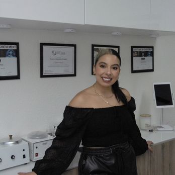 Poetic Beauty - Esthetician and owner, Laura Gomez. - Day Spas Near Me - Napa, California Poetic Beauty - Esthetician and owner, Laura Gomez. - Day Spas Near Me - Napa, California