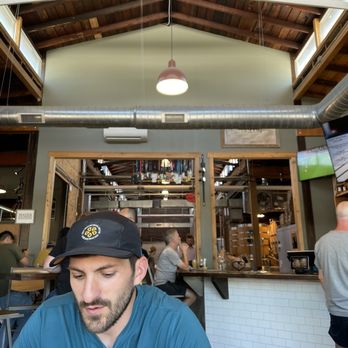 Side Project Brewing - Interior - Breweries Near Me - Maplewood, Missouri