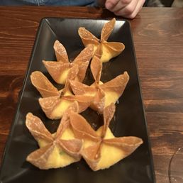Crab Rangoon
