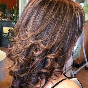 De Design Beauty Salon - Hair Salons Near Me - Millbrae, California De Design Beauty Salon - Hair Salons Near Me - Millbrae, California