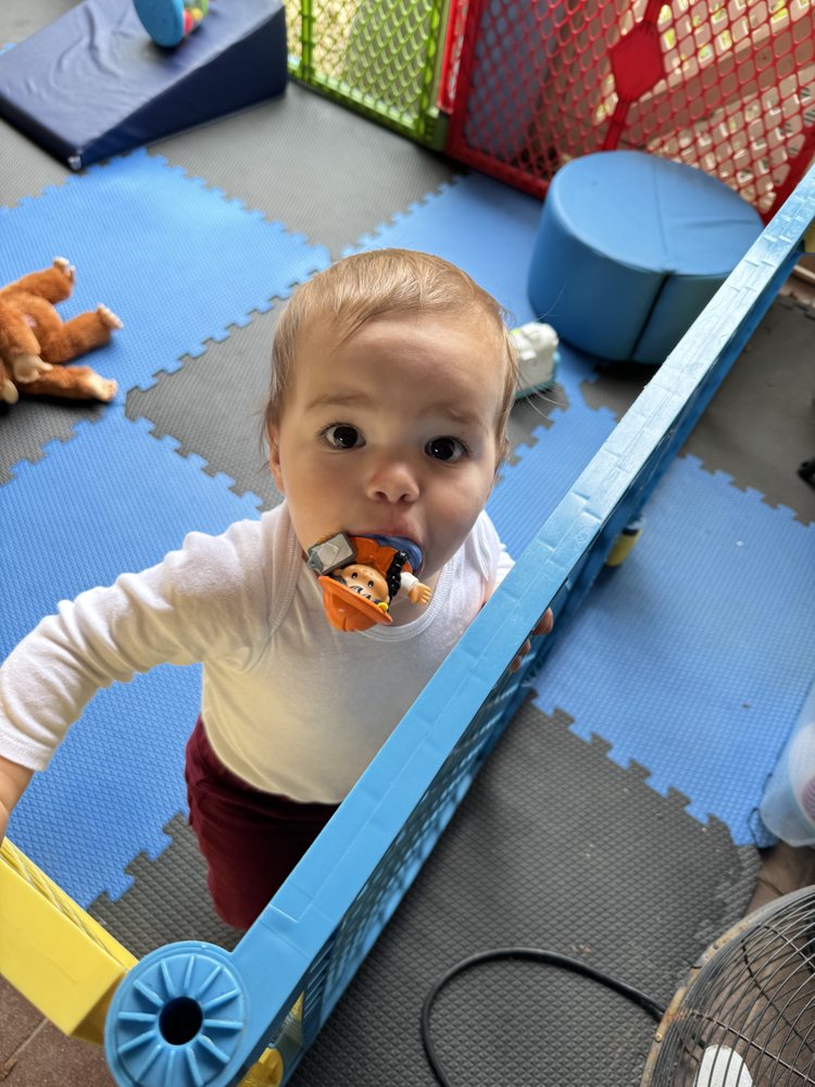 Parkview Family Day Care - childcare center in Lakewood, CA