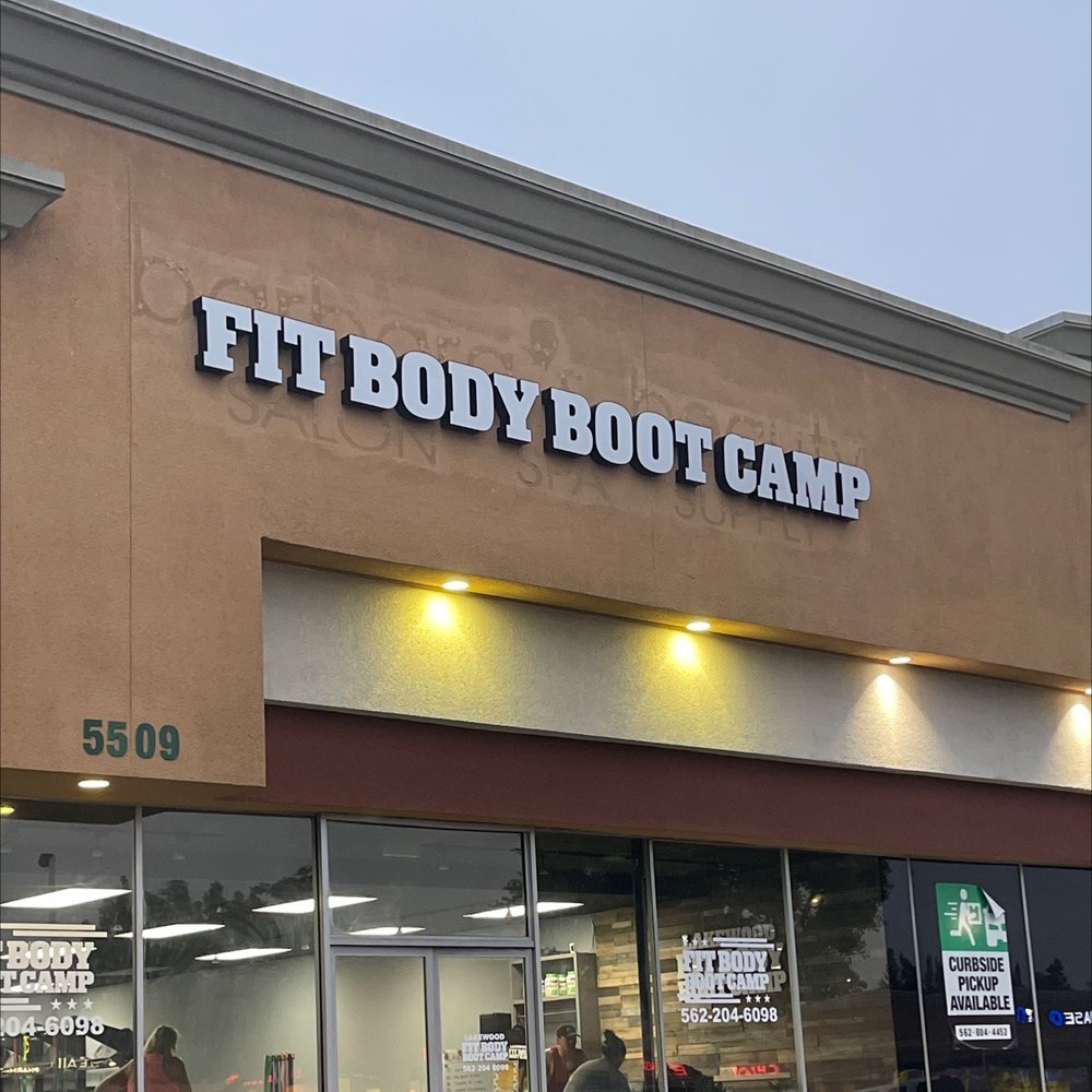 Lakewood Fit Body Boot Camp Logo