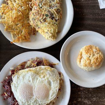 Brief Encounter - Double Meat & Veggie Omelette and Corned Beef Hash - Breakfast & Brunch Near Me - Bellevue, Washington Brief Encounter - Double Meat & Veggie Omelette and Corned Beef Hash - Breakfast & Brunch Near Me - Bellevue, Washington