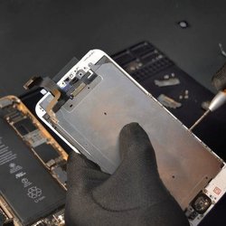 IPhone screen replacement