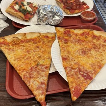 Mimi’s Pizza - Broadway - Pizza Near Me - New York, New York Mimi’s Pizza - Broadway - Pizza Near Me - New York, New York