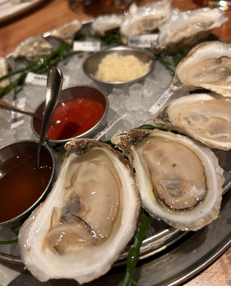 Social spots from Kee Oyster House