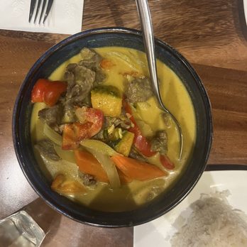 Ben Thai Cafe - Green Curry with Beef - Thai Near Me - San Francisco, California