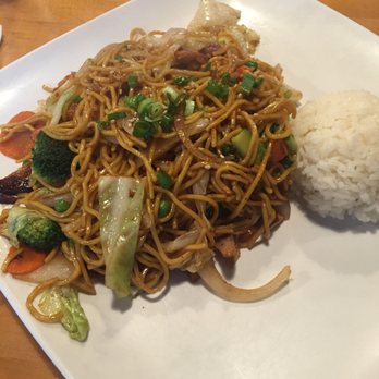 Bite Teriyaki & Pho - Yakisoba on a huge plate. - Vietnamese Near Me - Mount Vernon, Washington Bite Teriyaki & Pho - Yakisoba on a huge plate. - Vietnamese Near Me - Mount Vernon, Washington