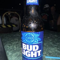 Yaya's Beachside Bar - Bud light