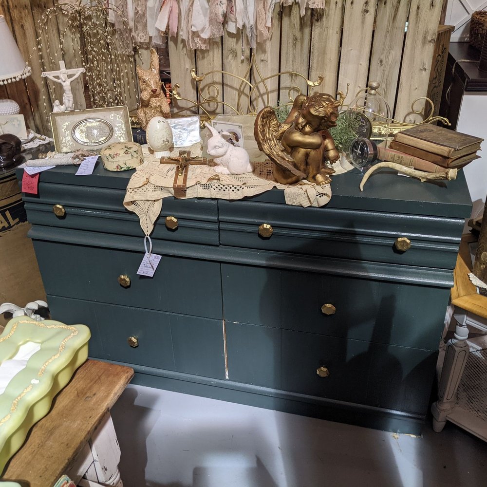 Heritage Square Antique Mall - Antiques Near Me - Columbus, Ohio Heritage Square Antique Mall - Antiques Near Me - Columbus, Ohio