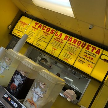 Tacos la Banqueta - Mexican Near Me - Dallas, Texas