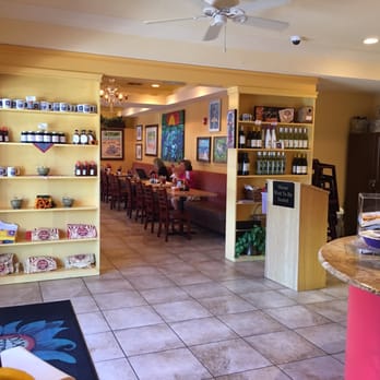 Dixie Cream Cafe - Interior - Coffee & Tea Near Me - Windermere, Florida Dixie Cream Cafe - Interior - Coffee & Tea Near Me - Windermere, Florida