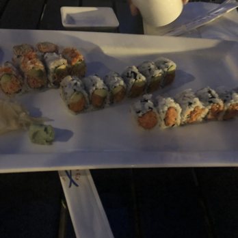 Passion Fin - Spicy California Roll Spicy Tuna Roll spicy salmon roll - Asian Fusion Near Me - Vienna, Virginia
