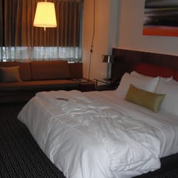 Hotel Derek