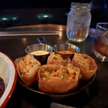 Rodeo Room - Buffalo Chicken Egg Rolls - Lounges Near Me - Santa Barbara, California