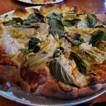 Lou's Wood Fire Pizza - Artichoke pizza - Pizza Near Me - Del Rio, Texas Lou's Wood Fire Pizza - Artichoke pizza - Pizza Near Me - Del Rio, Texas