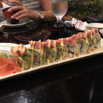 Furusato Sushi - The spicy otoro with avocado! - Japanese Near Me - Honolulu, Hawaii