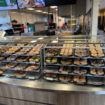 Krispy Kreme - Big variety with seasonal specials - Donuts Near Me - Lone Tree, Colorado