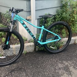 Bicycle Depot - Marlin 6 small