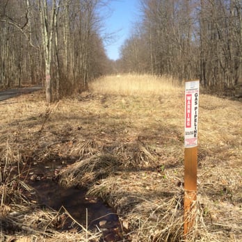 Loantaka Park - Yes it really is a gas pipeline - Parks Near Me - Morristown, New Jersey