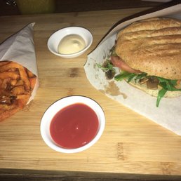 low carb chicken burger and sweet potato fries