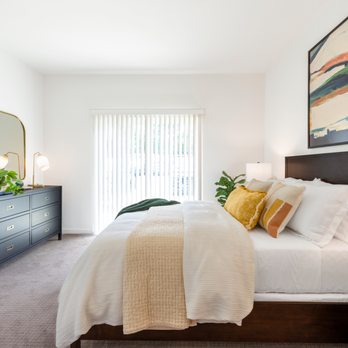 Terrain On The Parkway - Carpeted Bedroom With Ample Windows and Natural Light - Apartments Near Me - Allentown, Pennsylvania Terrain On The Parkway - Carpeted Bedroom With Ample Windows and Natural Light - Apartments Near Me - Allentown, Pennsylvania