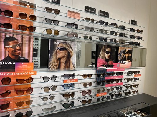 nearby sunglasses shop