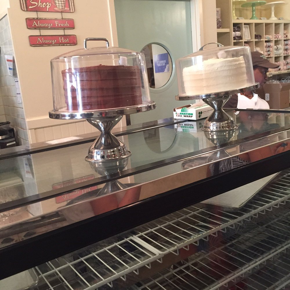 Magnolia Bakery - Bakeries Near Me - Chicago, Illinois Magnolia Bakery - Bakeries Near Me - Chicago, Illinois