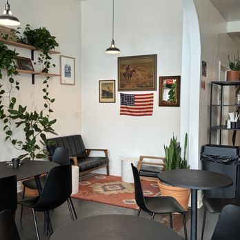 Wayward Coffee Co - the interior of a coffee shop - Coffee & Tea Near Me - Dallas, Texas Wayward Coffee Co - the interior of a coffee shop - Coffee & Tea Near Me - Dallas, Texas