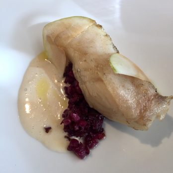 Venta Moncalvillo - Grilled rodaballo with red cabbage and apple - Spanish Near Me - Daroca de Rioja, LO