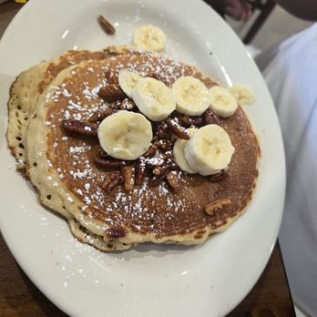 Sunset Grill - Banana pecan pancakes - American Near Me - Fredericksburg, Texas
