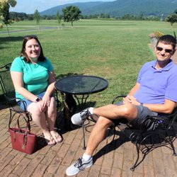 Virginia Blue Ridge Wine Tours - Jenny and Justin Hogg at King Family Vineyard