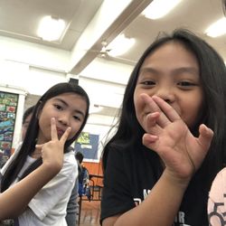 Pohakea Elementary School - Jasmine n kaitlyn