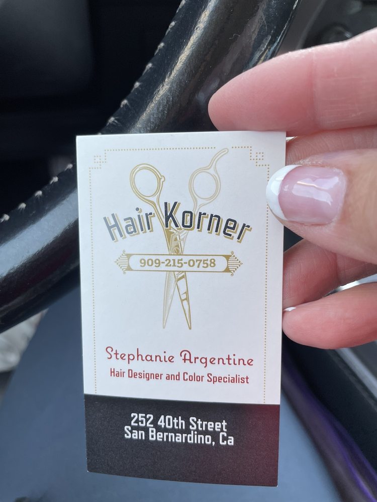 Hair Korner Unisex Hairstyling Logo