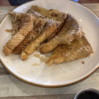 Root Cellar Cafe - French toast - Breakfast & Brunch Near Me - New Braunfels, Texas