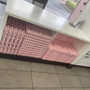 Crumbl - Vacaville - Bakeries Near Me - Vacaville, California