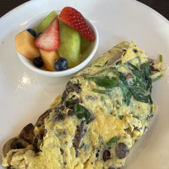 Beach Plum Kitchen - New American Near Me - Carlsbad, California Beach Plum Kitchen - New American Near Me - Carlsbad, California