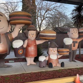 A&W Restaurant - The A &W burger family circa 1959 - Burgers Near Me - Lodi, California A&W Restaurant - The A &W burger family circa 1959 - Burgers Near Me - Lodi, California