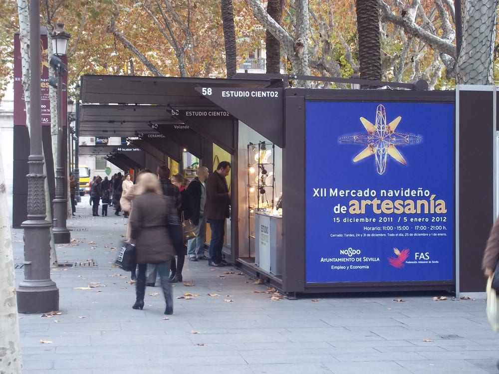 Mercado Navideño de Artesanía de Plaza Nueva
