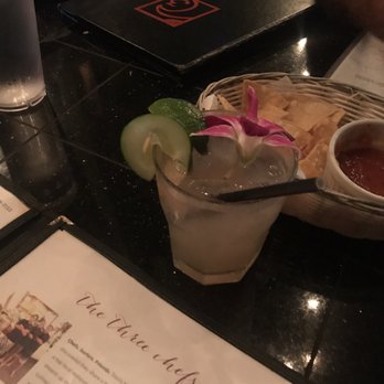 Three's Bar & Grill - Asian Fusion Near Me - Kihei, Hawaii