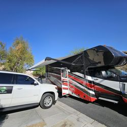 702 Supreme RV - Awning repair this Saturday morning