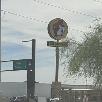 Buc-ee’s - Outside - Gas Stations Near Me - Goodyear, Arizona Buc-ee’s - Outside - Gas Stations Near Me - Goodyear, Arizona