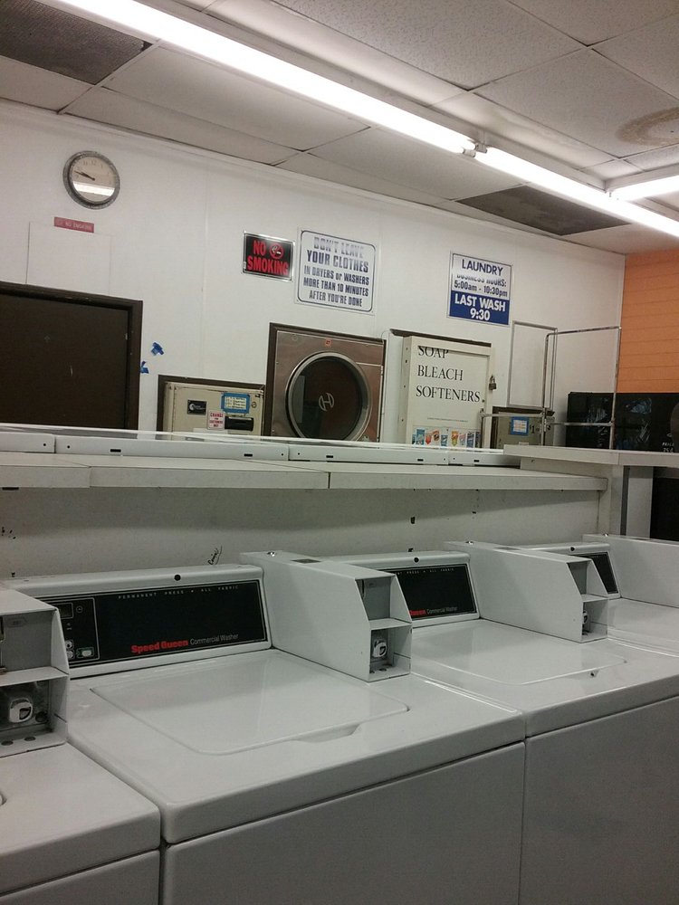 THE LAUNDRY ROOM Updated October 2024 1955 El Cajon Blvd, San Diego, California Laundromat