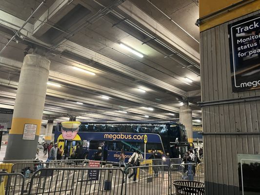 MEGABUS - Updated July 2026 - 113 Photos & 820 Reviews - Washington ...