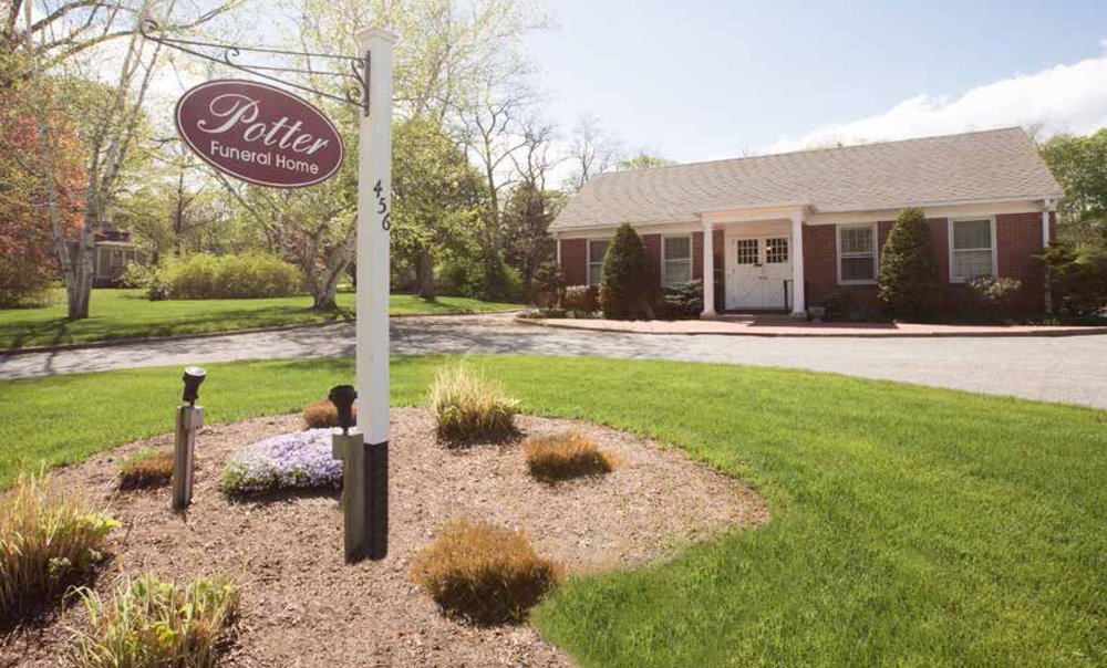 POTTER FUNERAL HOME Updated August 2024 456 Jackson St, Willimantic