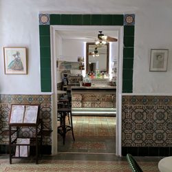 Her Ladyship's Secret Garden - The bar